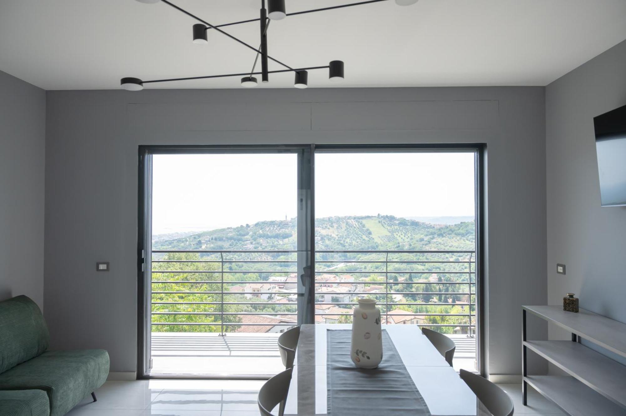 Casa Vista Mare E Colline A Montesilvano Colle Exteriör bild